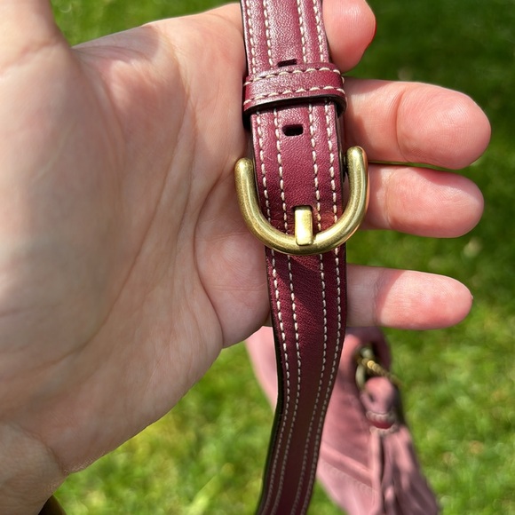 Coach | Vintage Rose & aubergine soft suede and leather Hamptons Pouch Crossbody - Picture 6 of 9